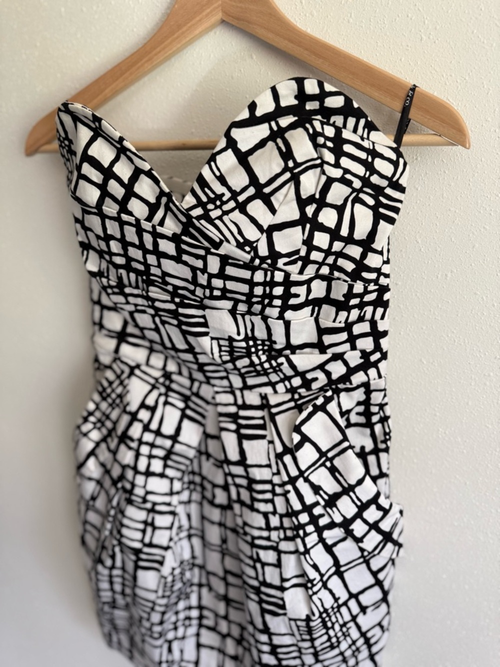 Ark & Co Strapless Cocktail Dress Black White Graphic Print Size M - Picture 8 of 8